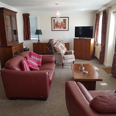 1 Derby Court Castletown Apartment Екстериор снимка