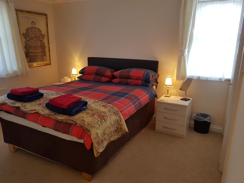 1 Derby Court Castletown Apartment Екстериор снимка