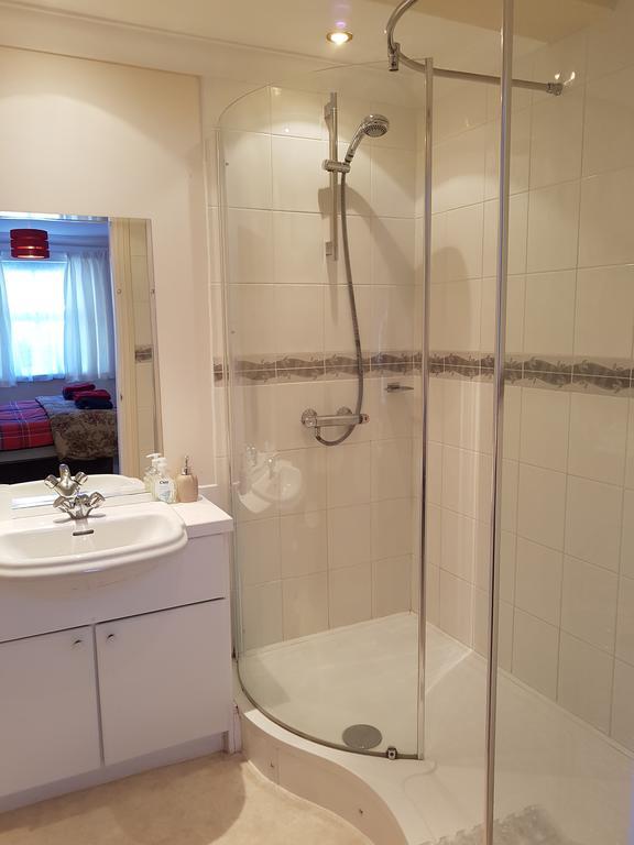 1 Derby Court Castletown Apartment Екстериор снимка