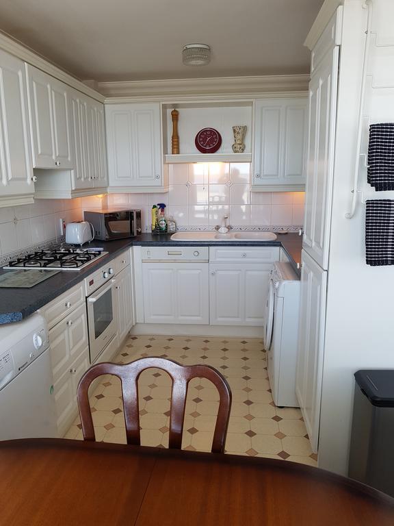 1 Derby Court Castletown Apartment Екстериор снимка